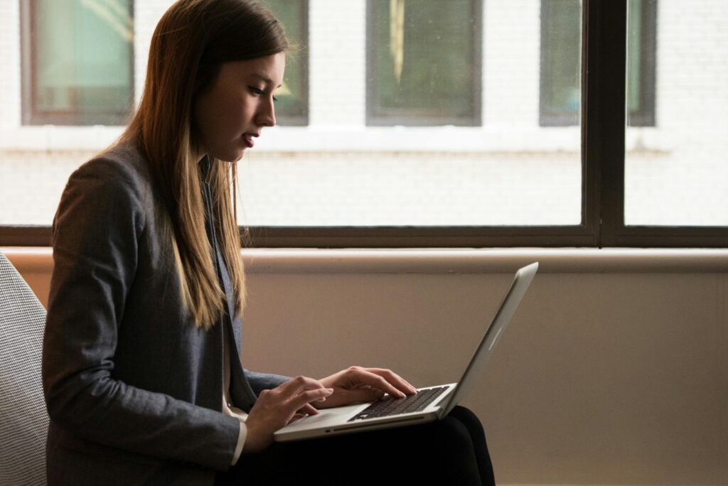 How to Use Peoplite: A Unique Opportunity for Business